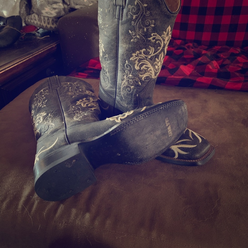 Woman’s cowboy boots